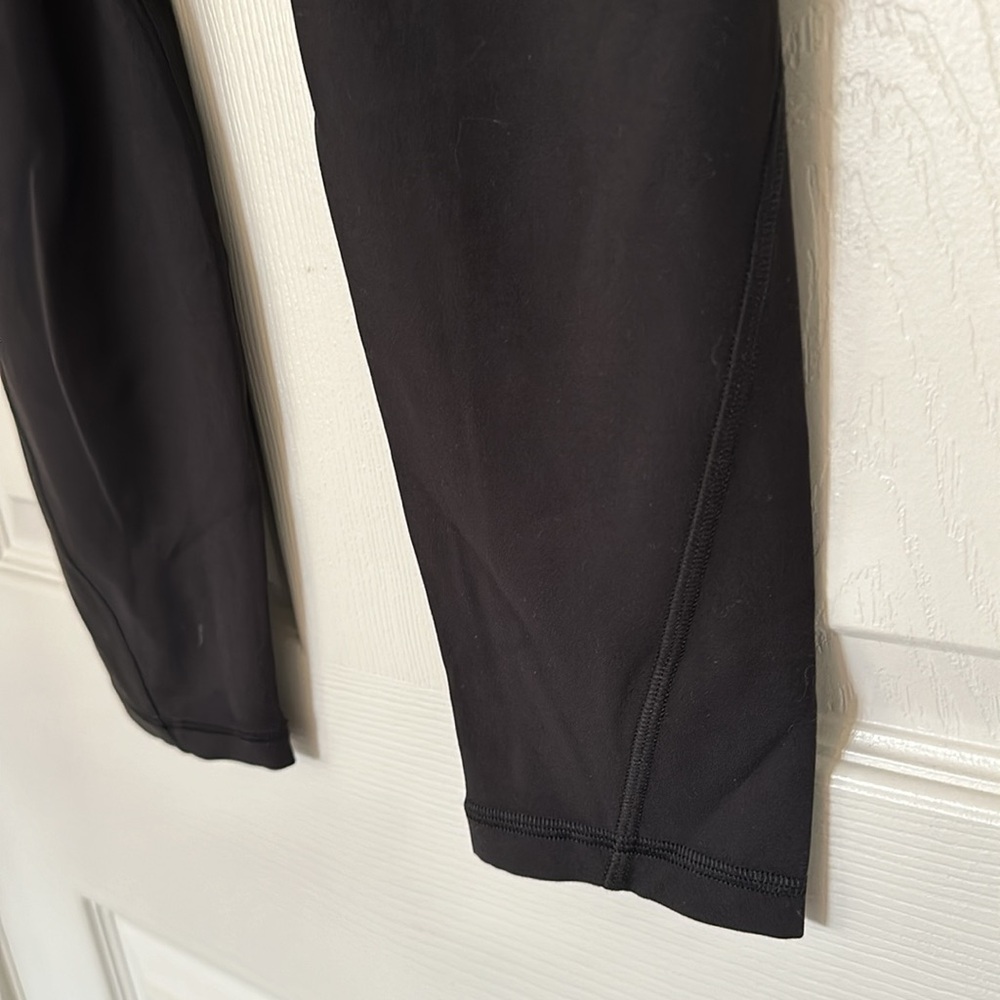 LULULEMON Black Align HR Pant 25” Pockets Hawaii Islands Waikiki Leggings 6 🖤 - Picture 6 of 7